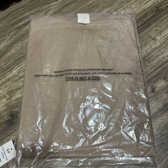 Public Supply Men’s Oversized Fit Tee Greige - Picture 3 of 5